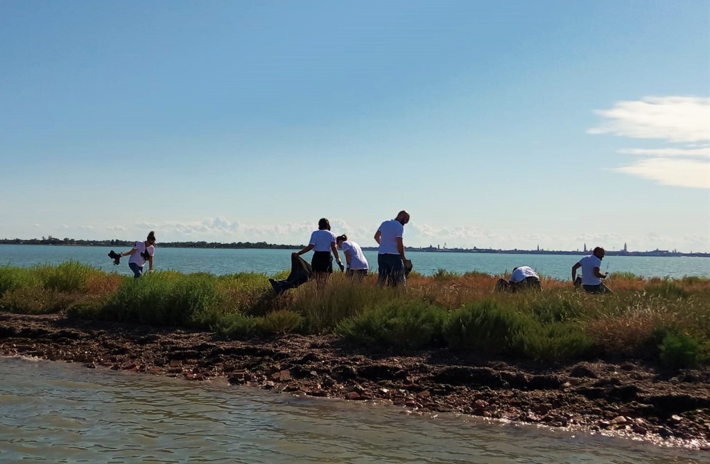 Madonna del Monte Island Clean-up