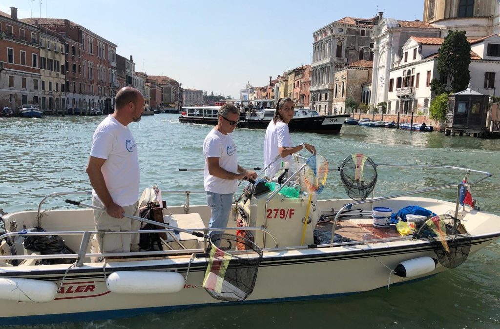 Campionamento delle acque di Venezia